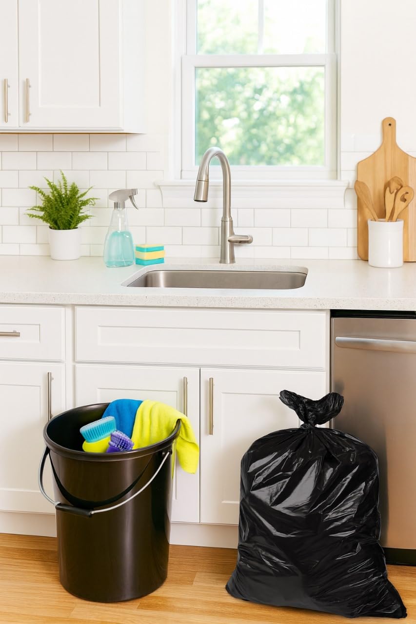 32-33 Gallon 2.5 Mil Black Heavy Duty Trash Bags 100 Count U624