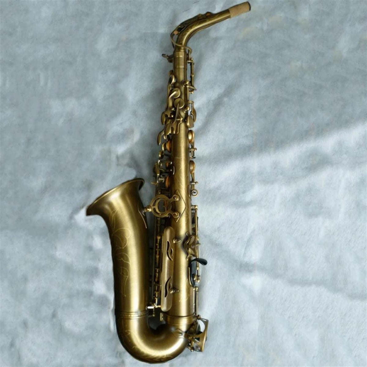 Alto Saxophone Eb Key V989